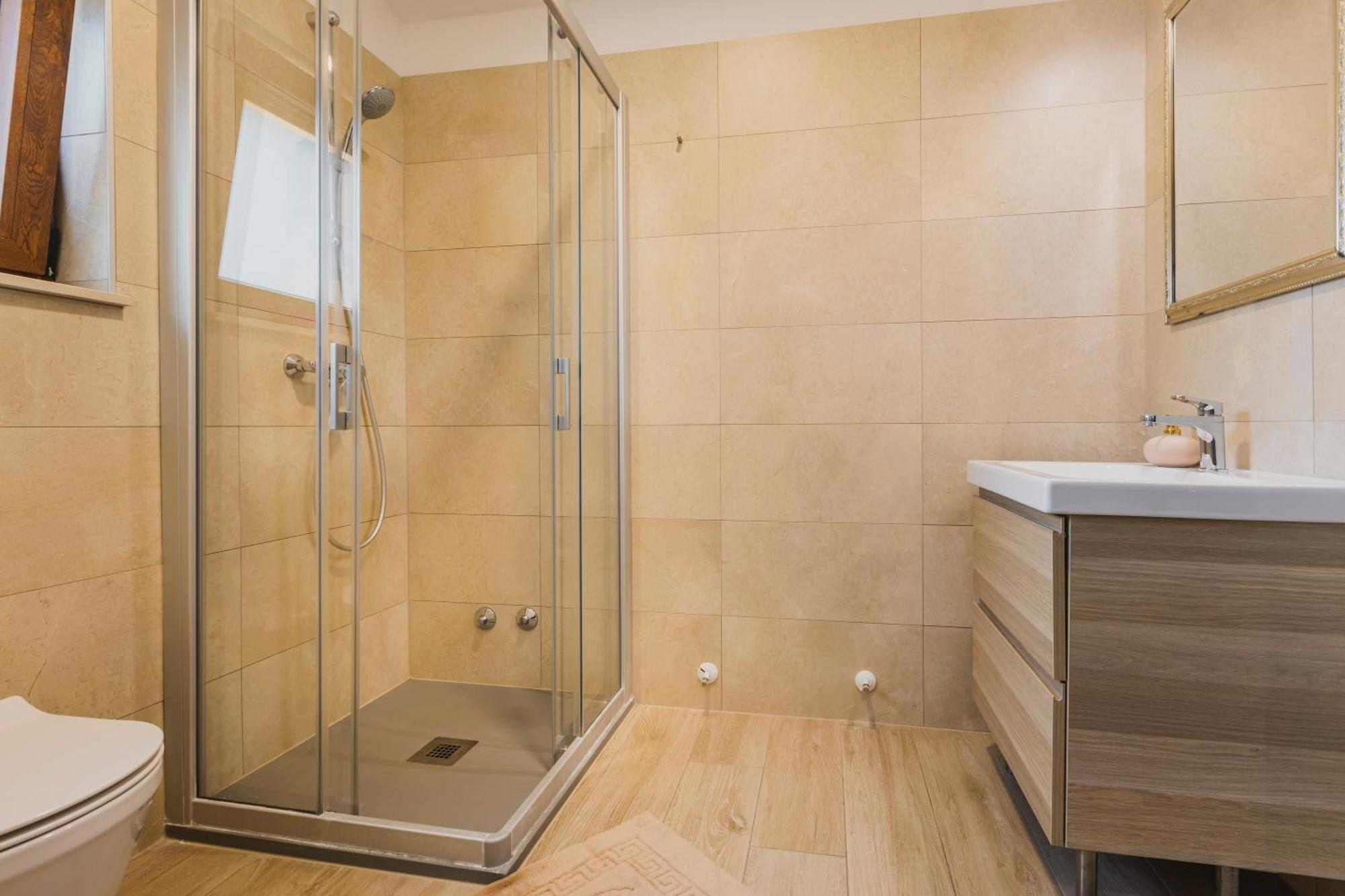 Rooms With Breakfast Near Porec Nova Vas  Exterior foto